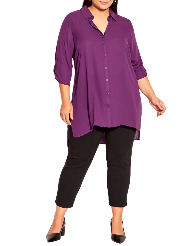 Front of a model wearing a size 20 River Longline Blouse in Plum by Ave Studio. | dia_product_style_image_id:300399